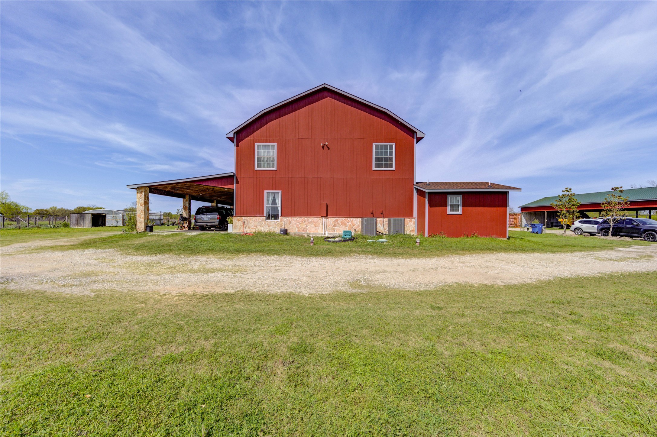 8570 Sunny Side Road Property Photo 5