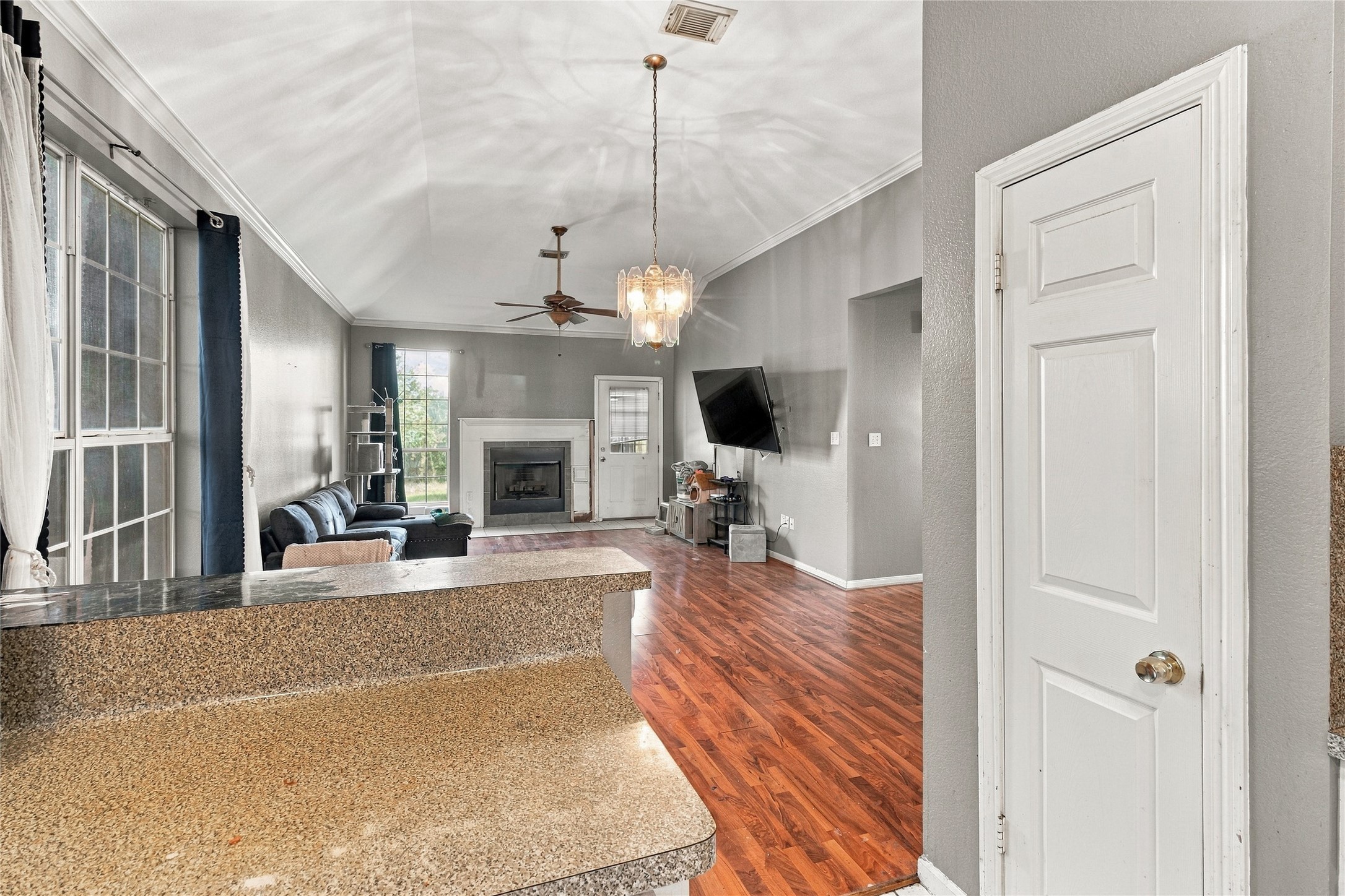 9711 Signet St Street Property Photo 15
