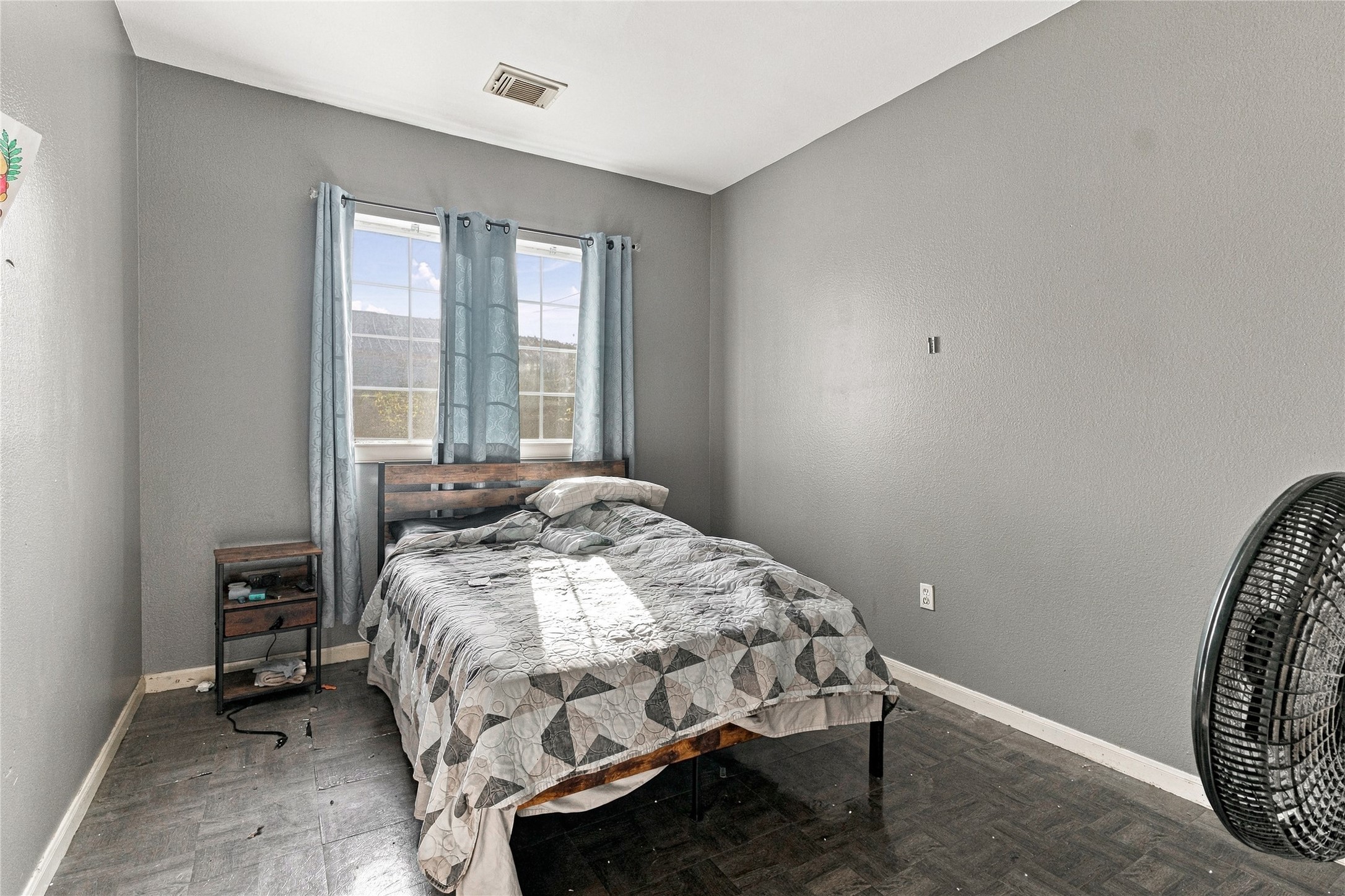 9711 Signet St Street Property Photo 21