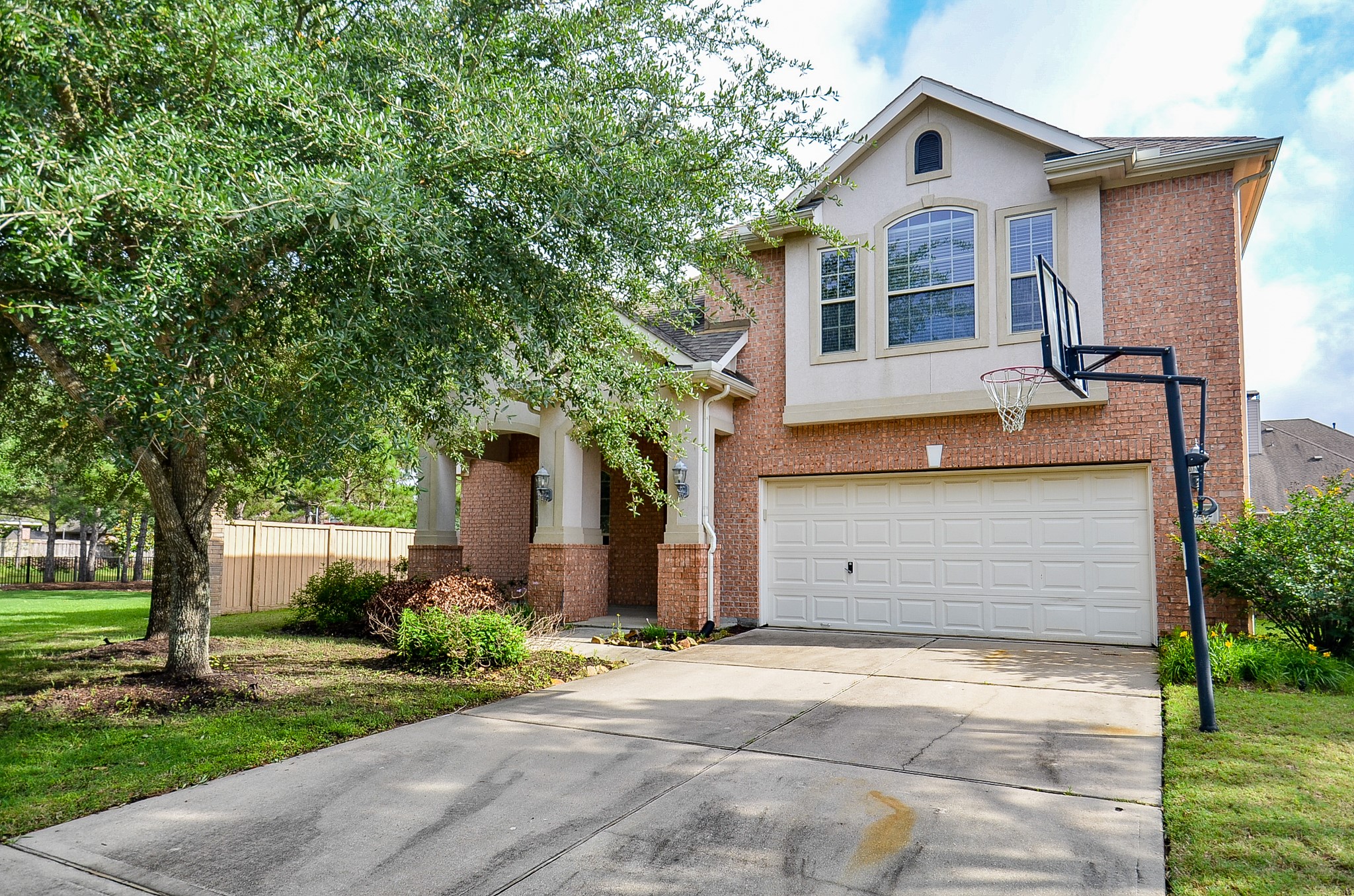 26202 Caper Meadow Lane Property Photo 2