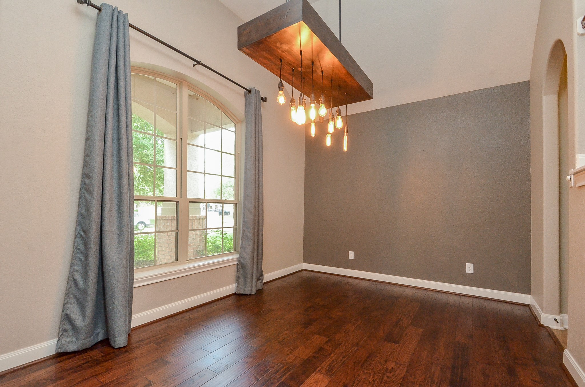 26202 Caper Meadow Lane Property Photo 6