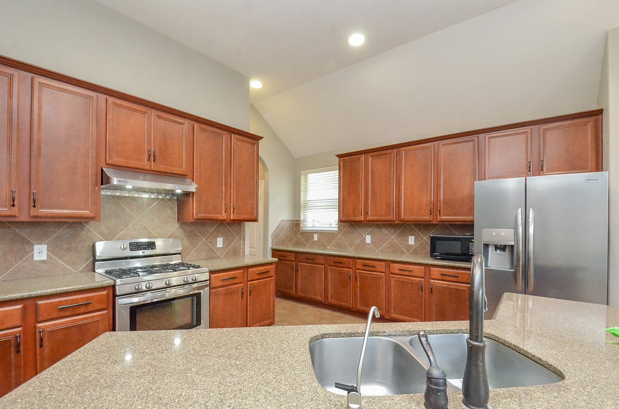 26202 Caper Meadow Lane Property Photo 11