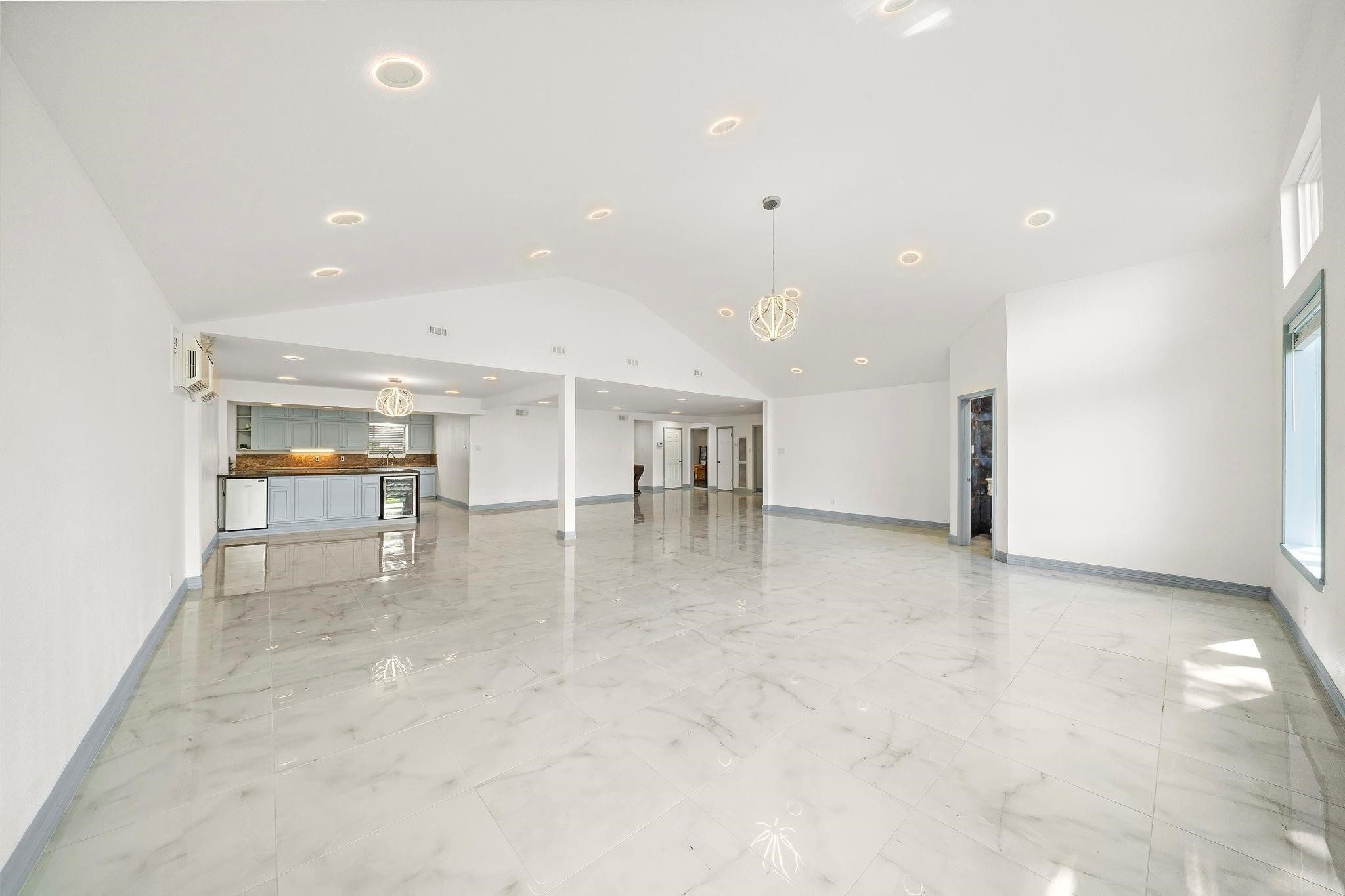 1068 Chimney Rock Road Property Photo 4