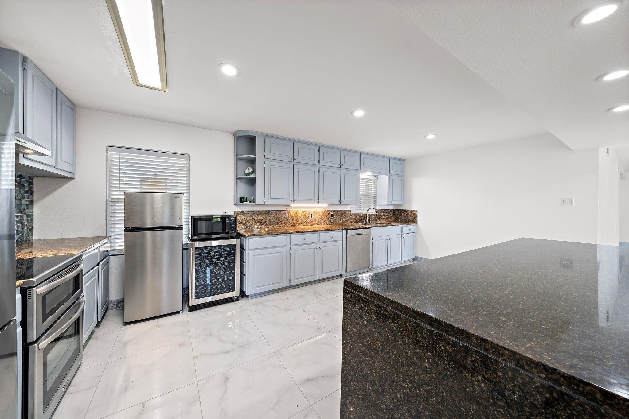 1068 Chimney Rock Road Property Photo 10