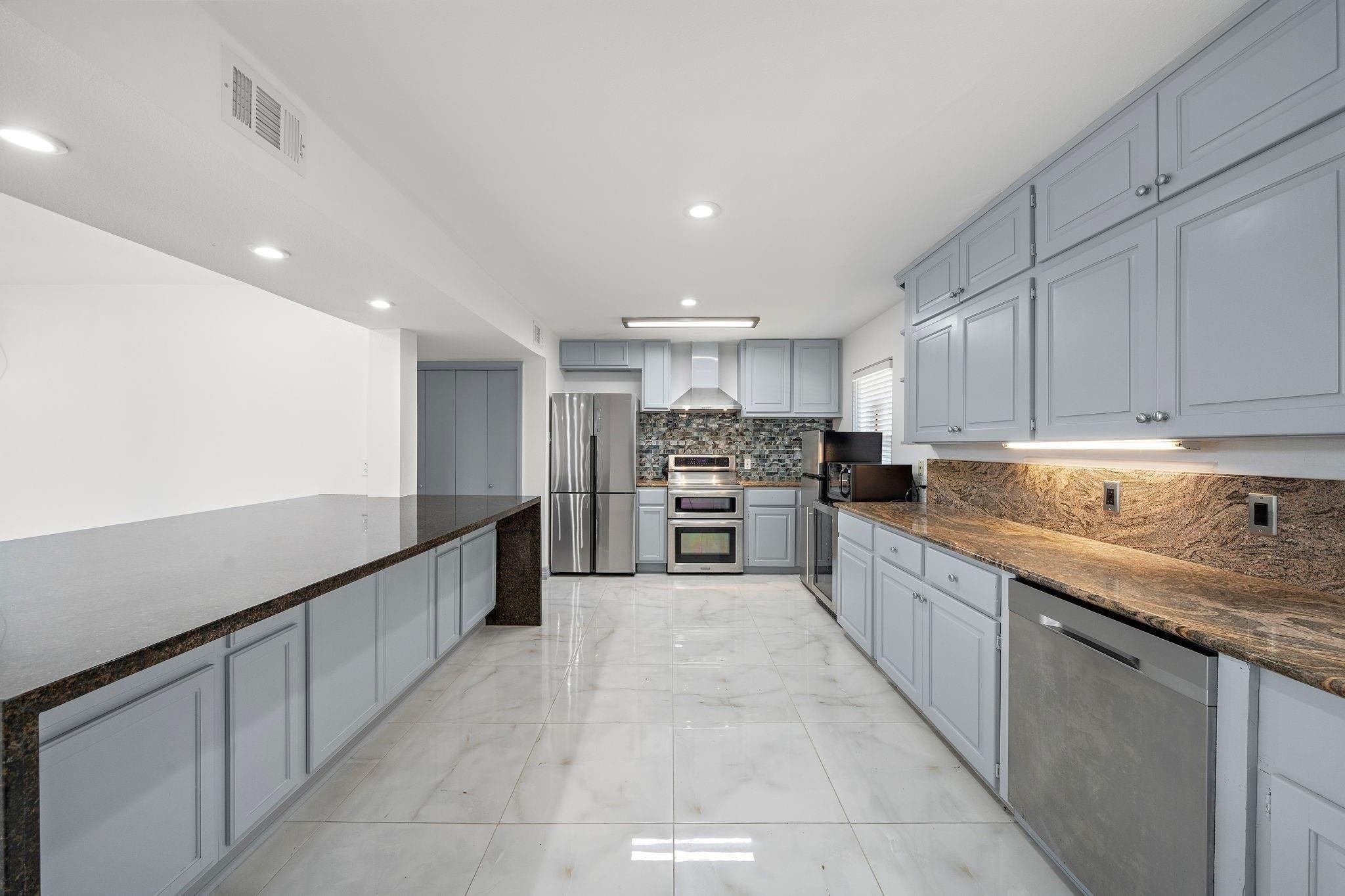 1068 Chimney Rock Road Property Photo 12