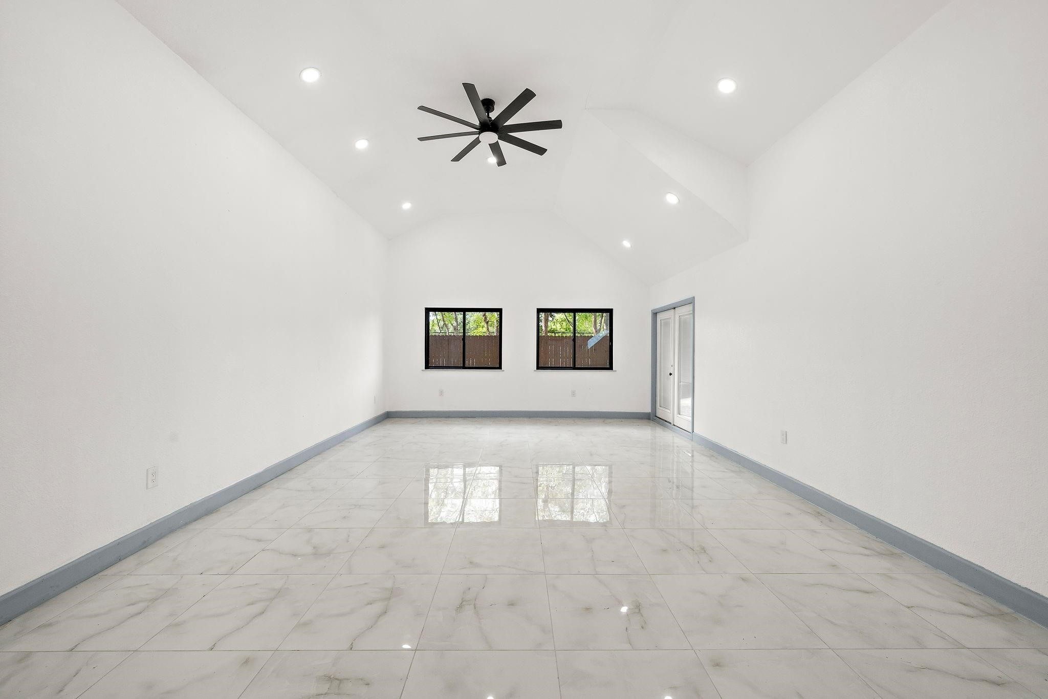 1068 Chimney Rock Road Property Photo 17