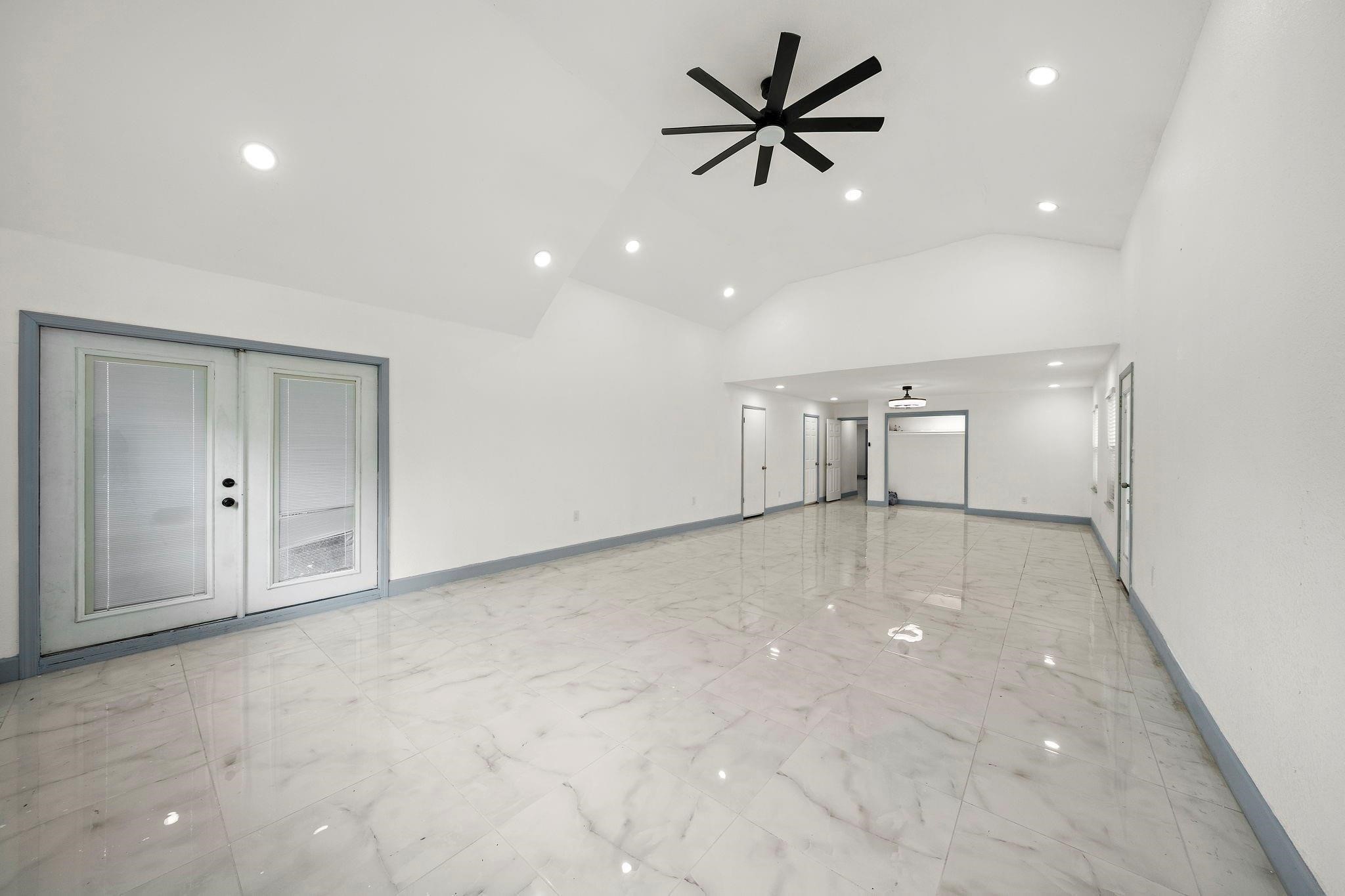 1068 Chimney Rock Road Property Photo 18