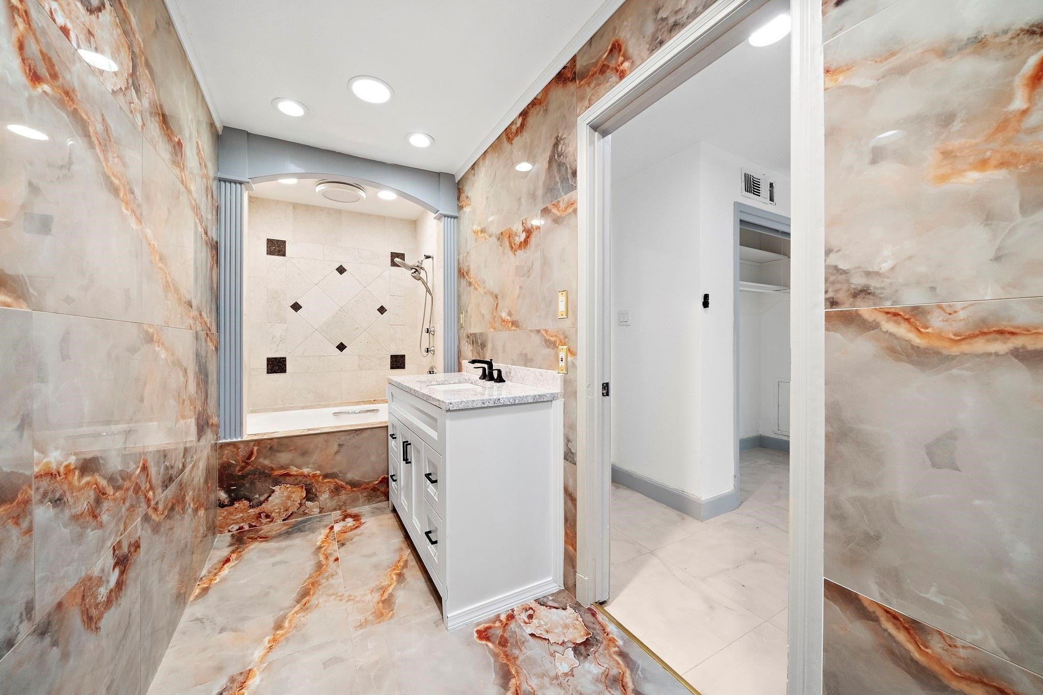 1068 Chimney Rock Road Property Photo 19