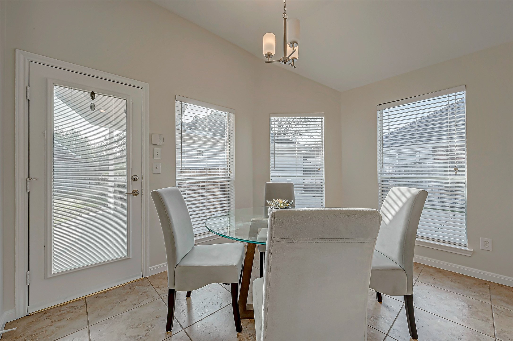 4510 Lake Pinkston Drive Property Photo 15