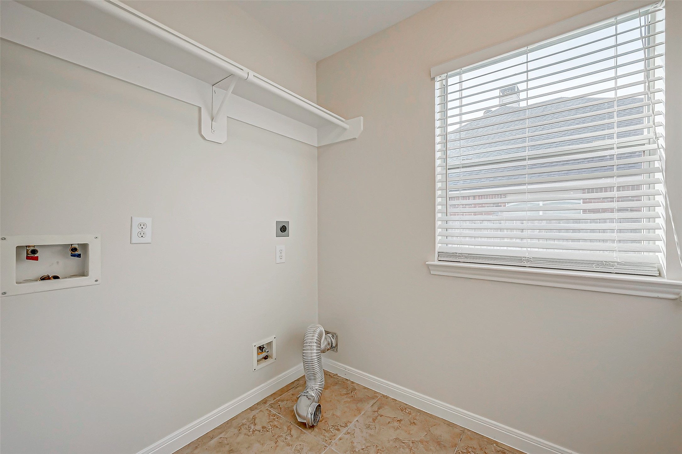 4510 Lake Pinkston Drive Property Photo 25