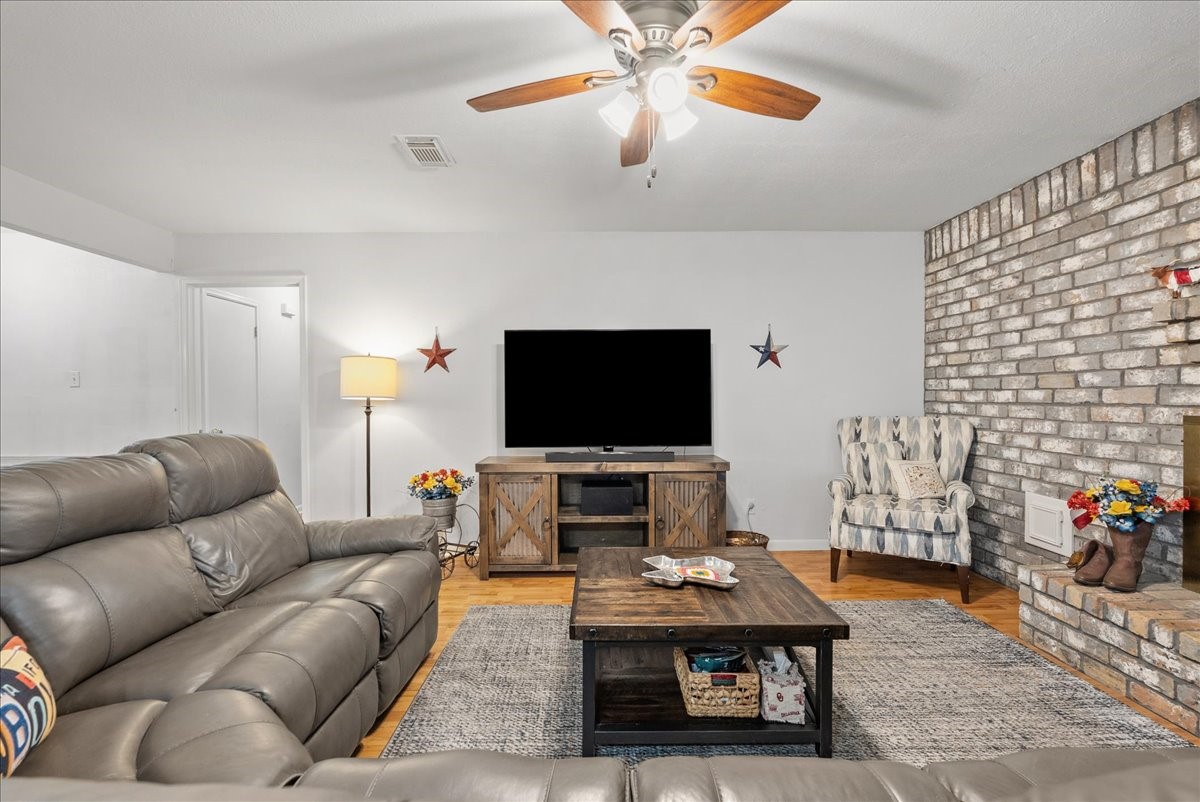 15718 Brookford Drive Property Photo 6