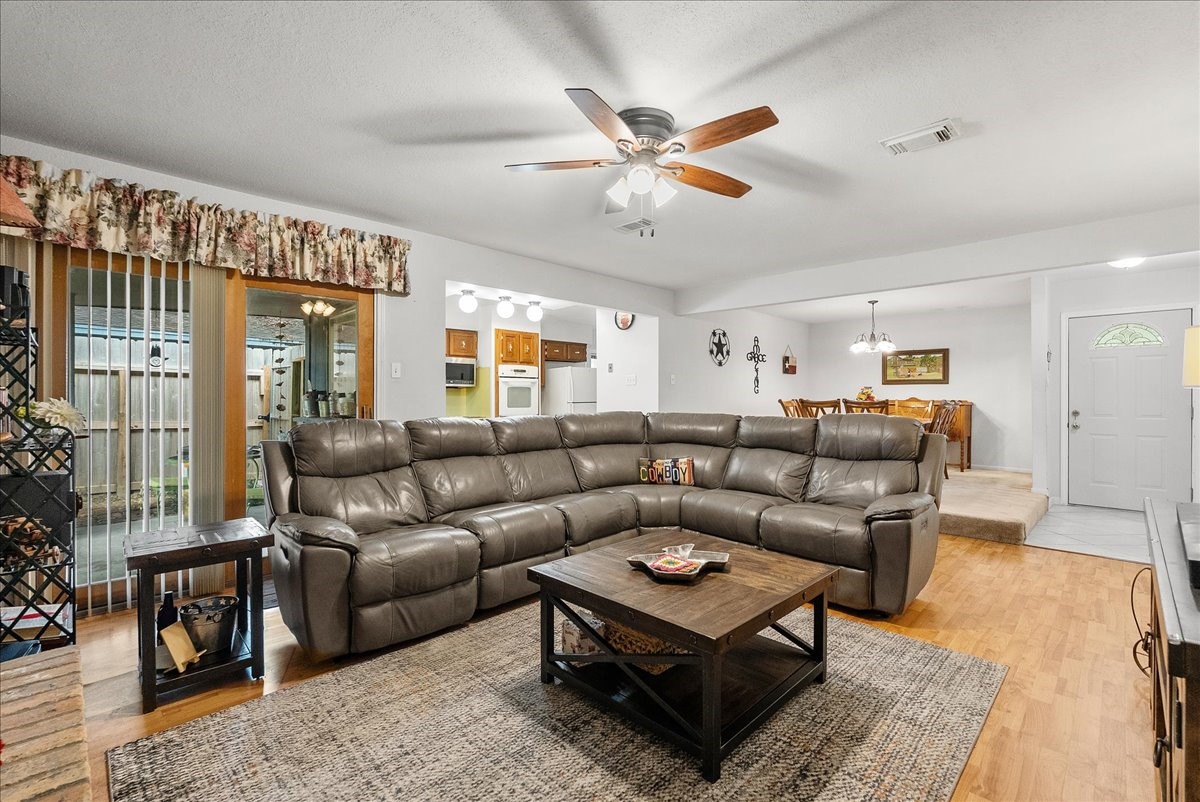 15718 Brookford Drive Property Photo 7