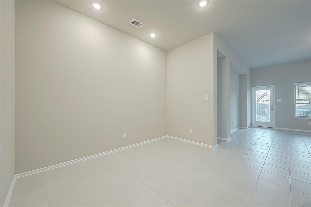1306 Vinter Meadows Lane Property Photo 13