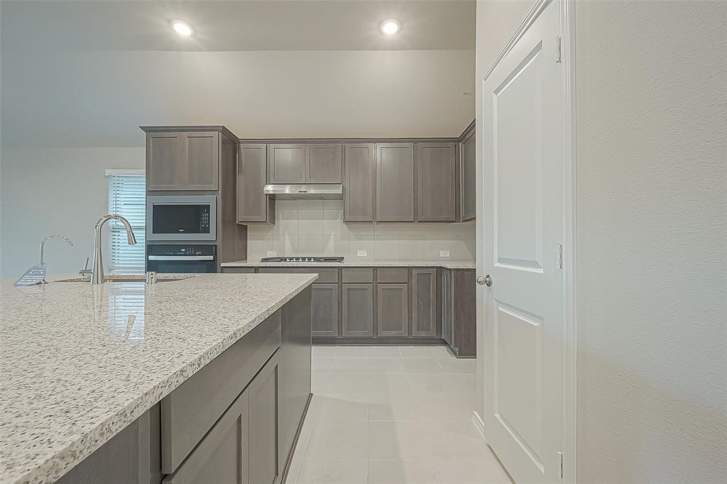1306 Vinter Meadows Lane Property Photo 16