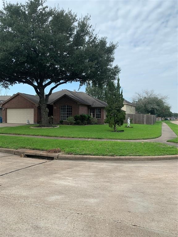 1402 Township Court Property Photo 1