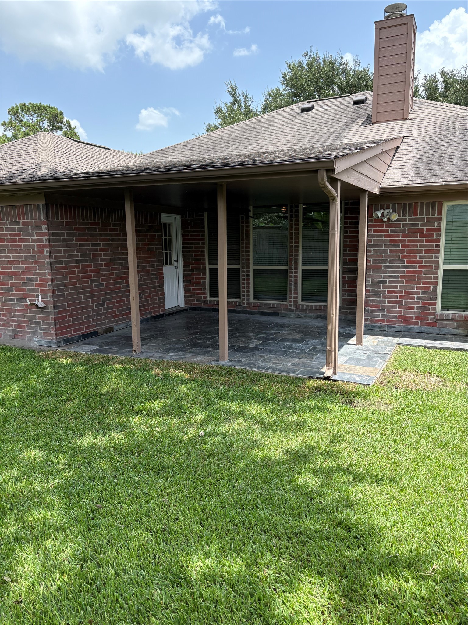 1402 Township Court Property Photo 5
