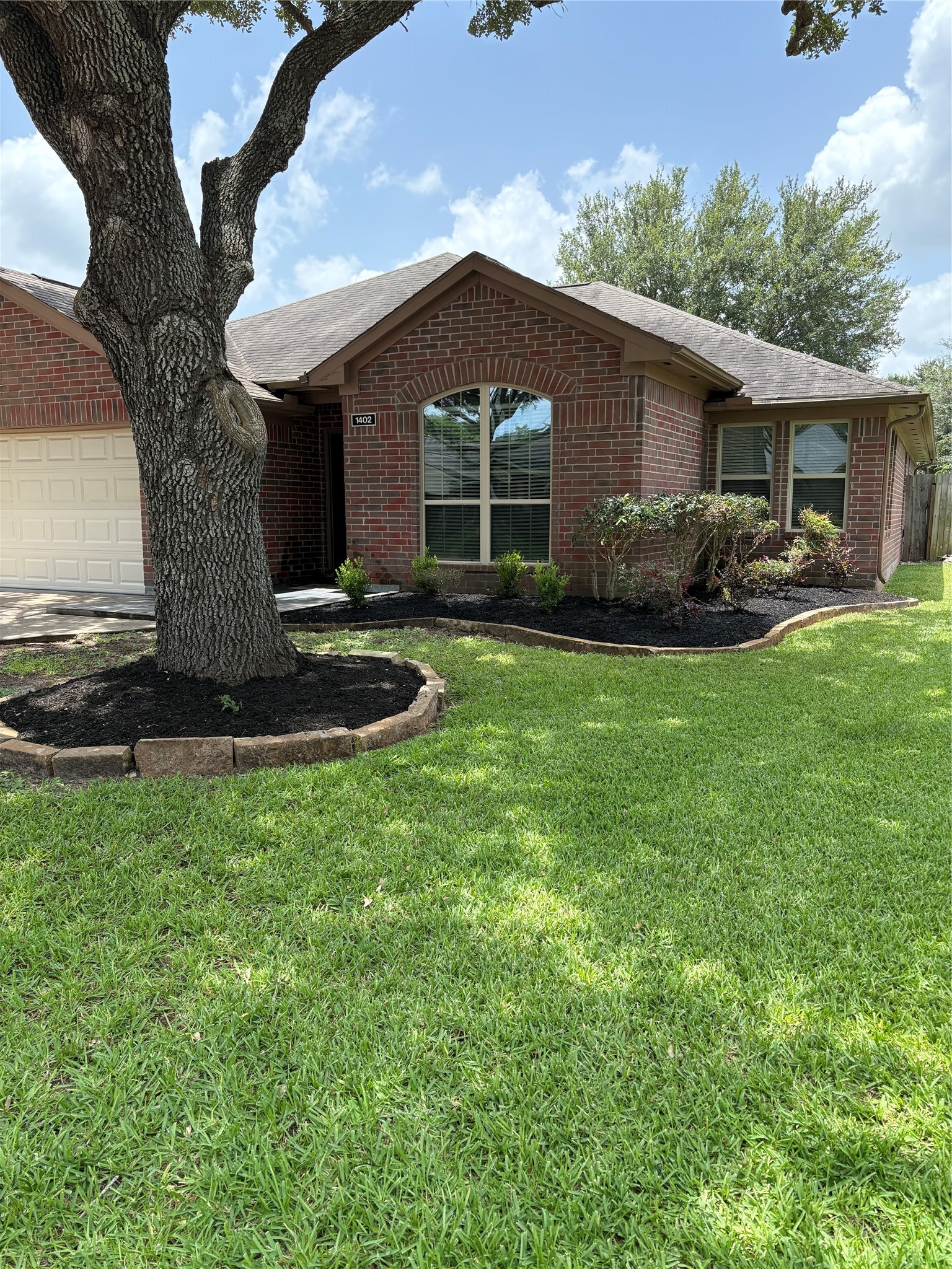 1402 Township Court Property Photo 7
