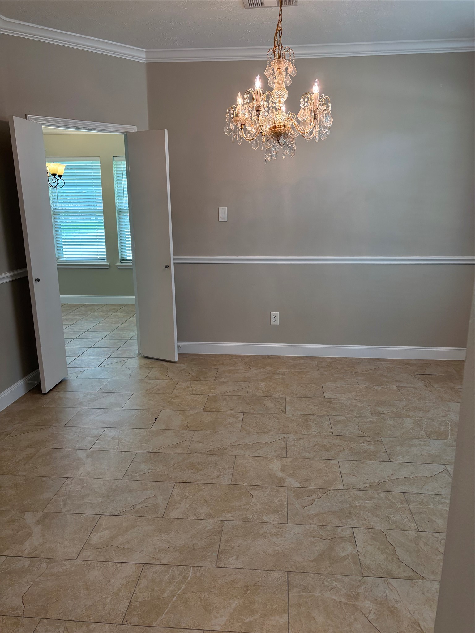1402 Township Court Property Photo 21