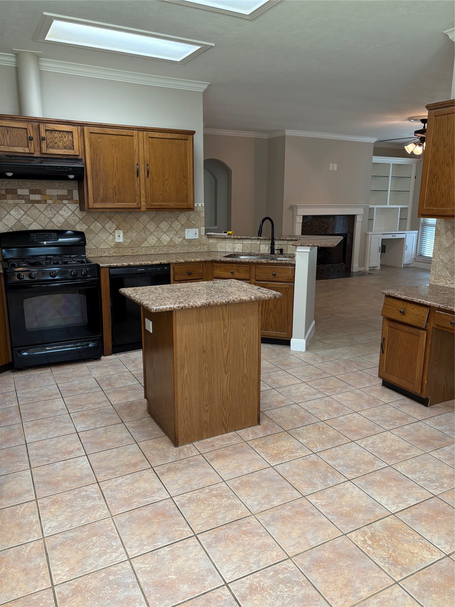1402 Township Court Property Photo 27