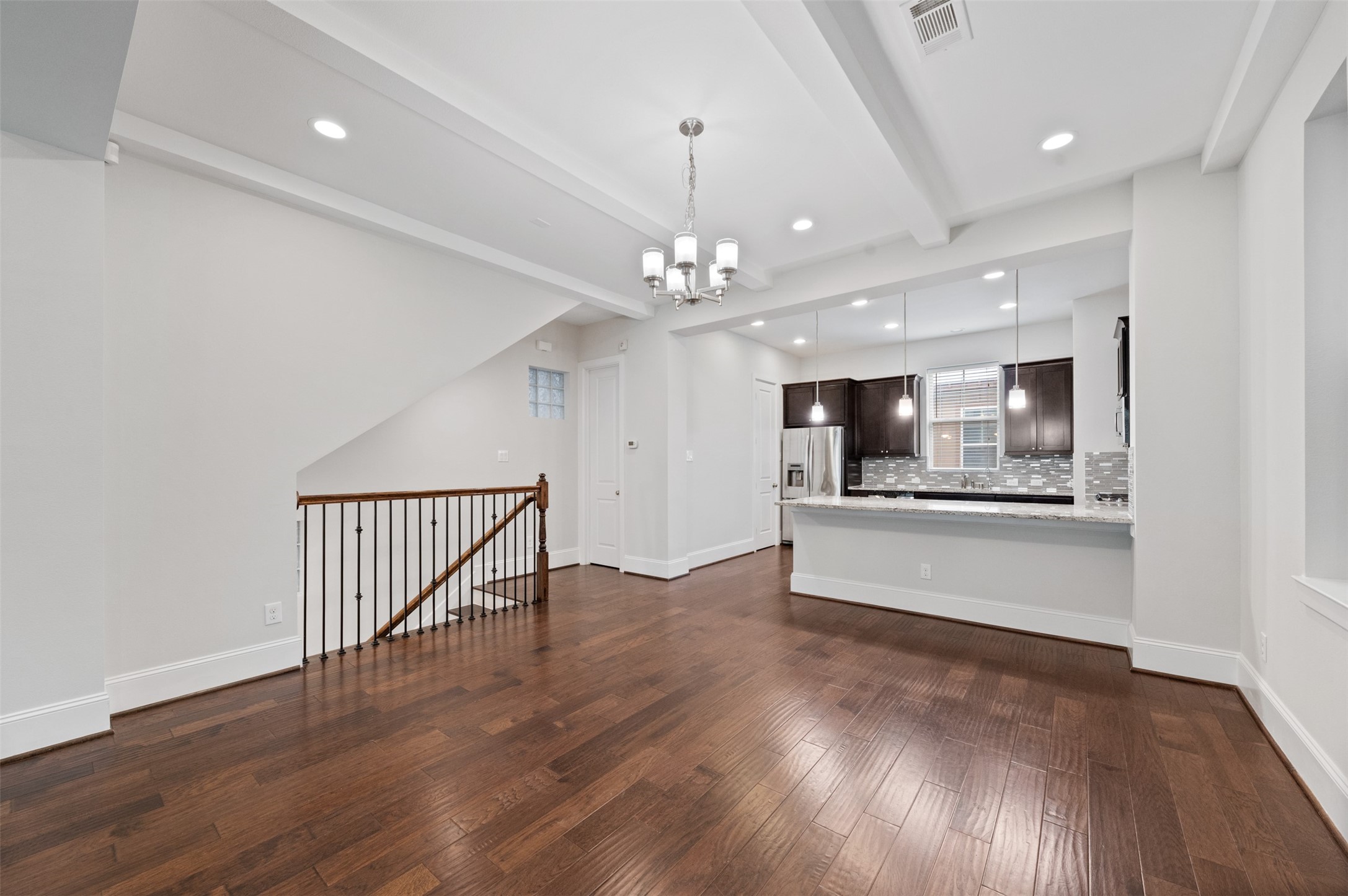 1823 Drew Street Property Photo 13