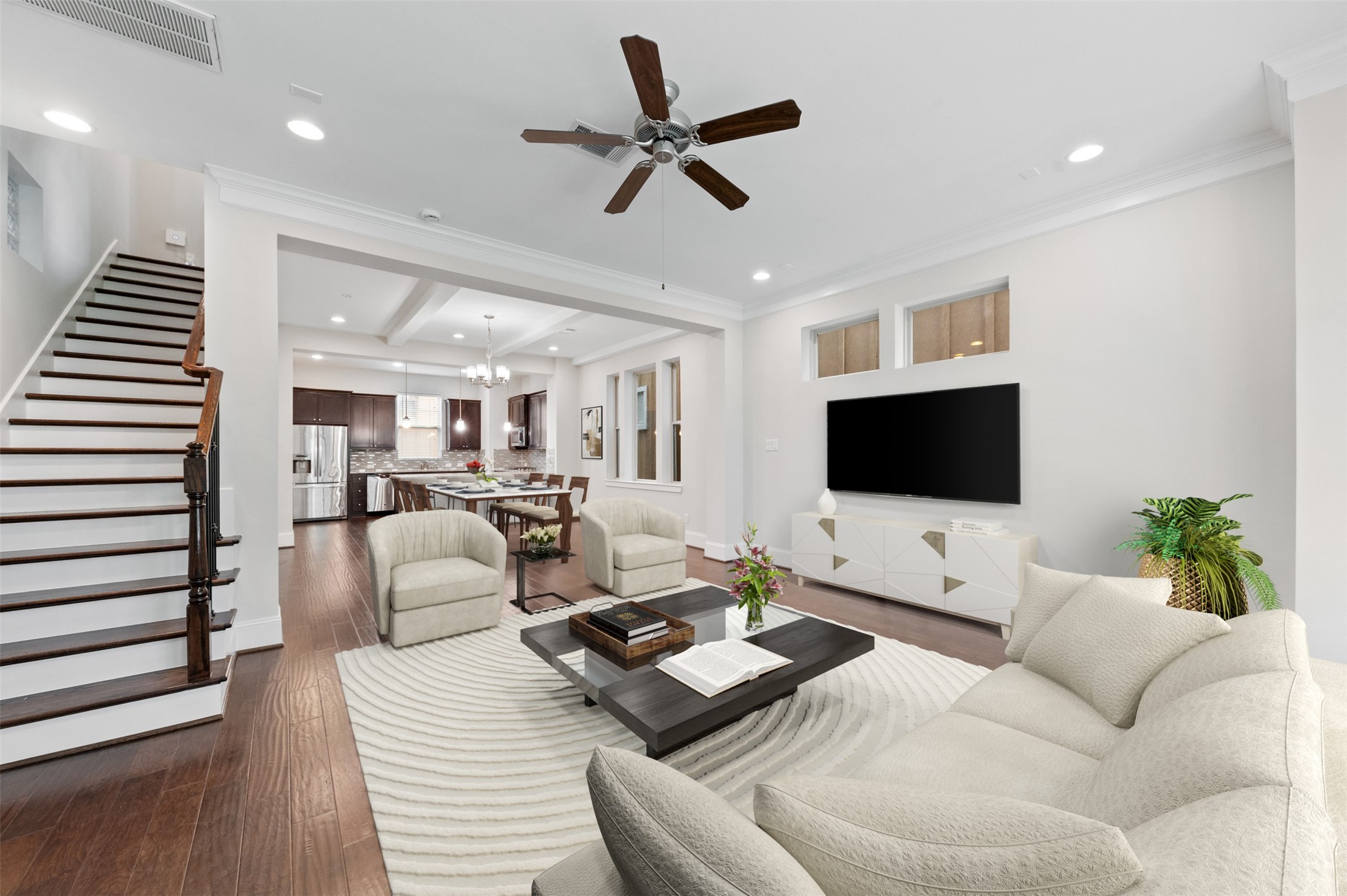 1823 Drew Street Property Photo 16