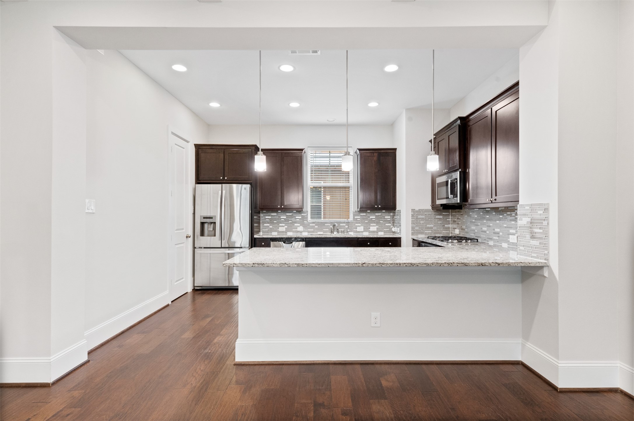 1823 Drew Street Property Photo 18
