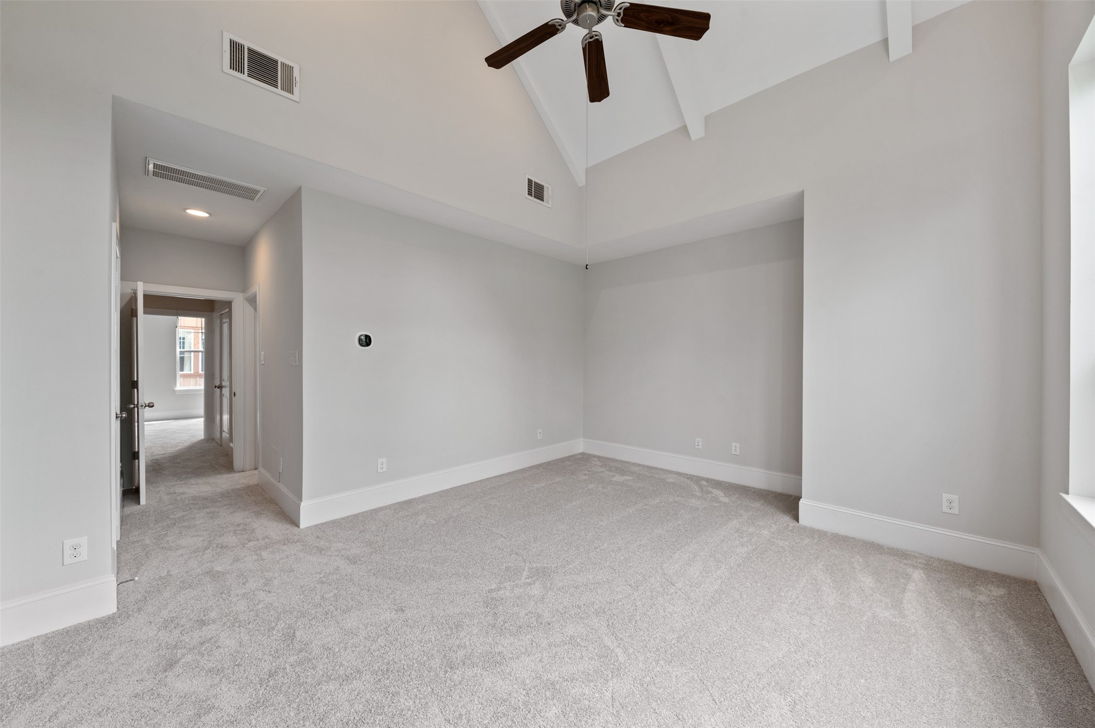 1823 Drew Street Property Photo 27