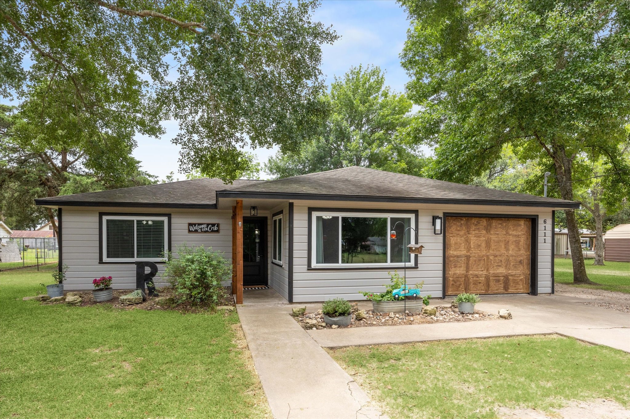 6111 Dubose Street Property Photo