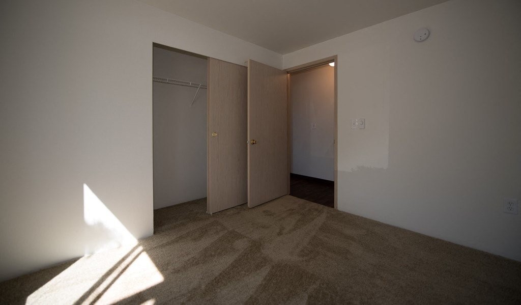 1001 Ne Briarcreek Way Property Photo 12