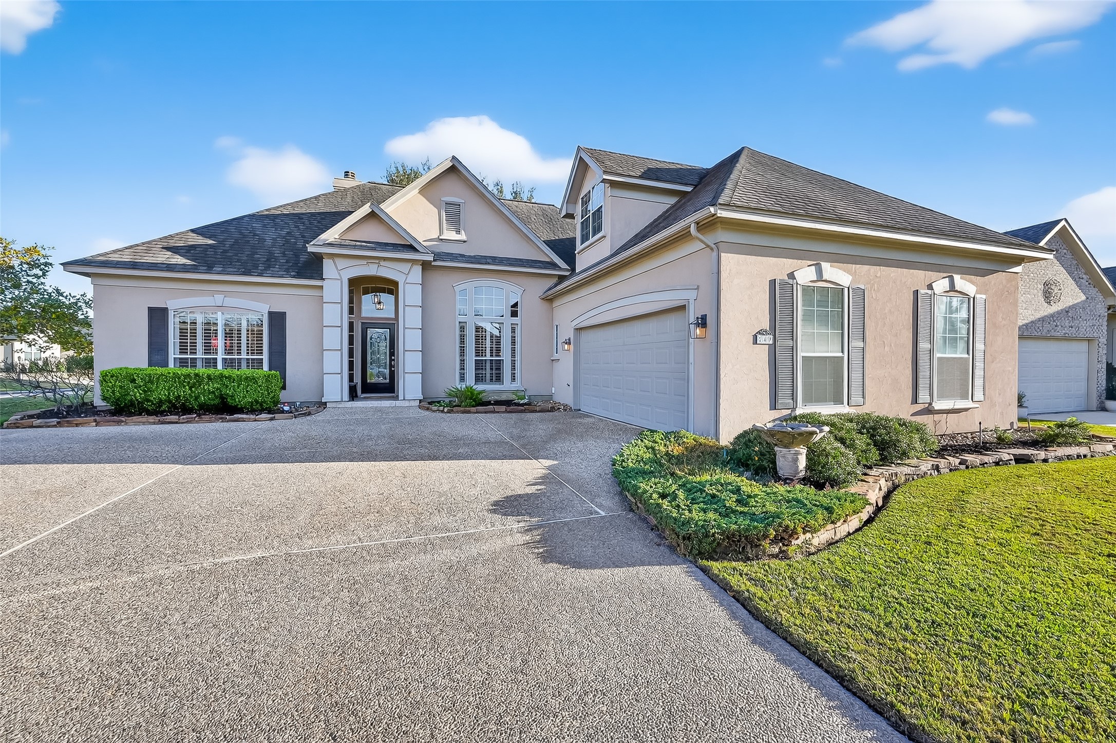 249 Blue Hill Drive Property Photo 1