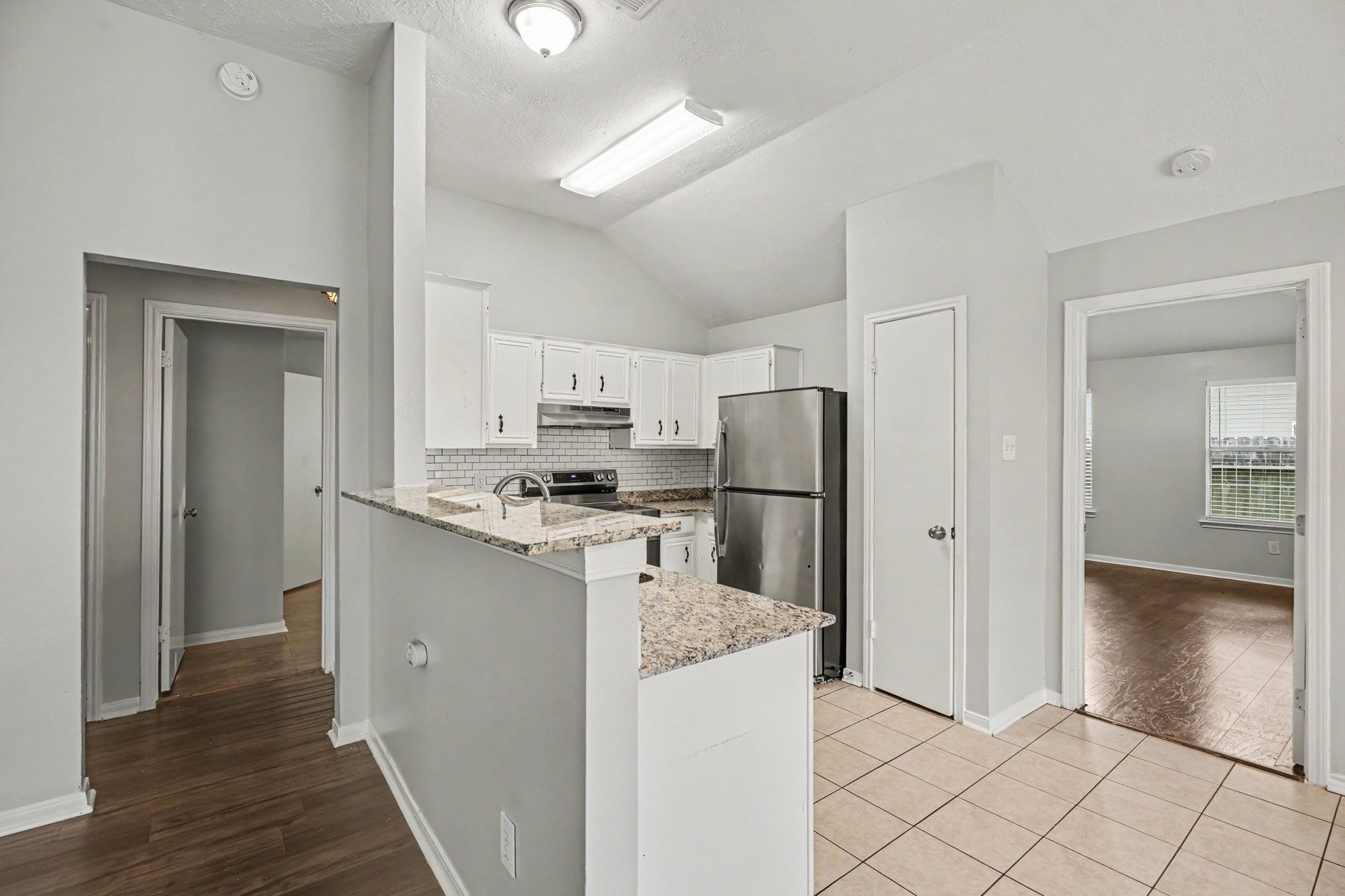 4811 Hawthorne Street Property Photo 7