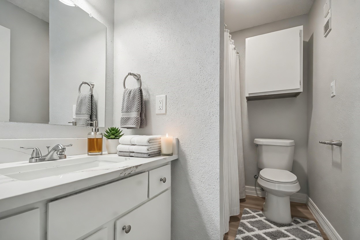 3919 Fairmont Parkway 113 Property Photo 7