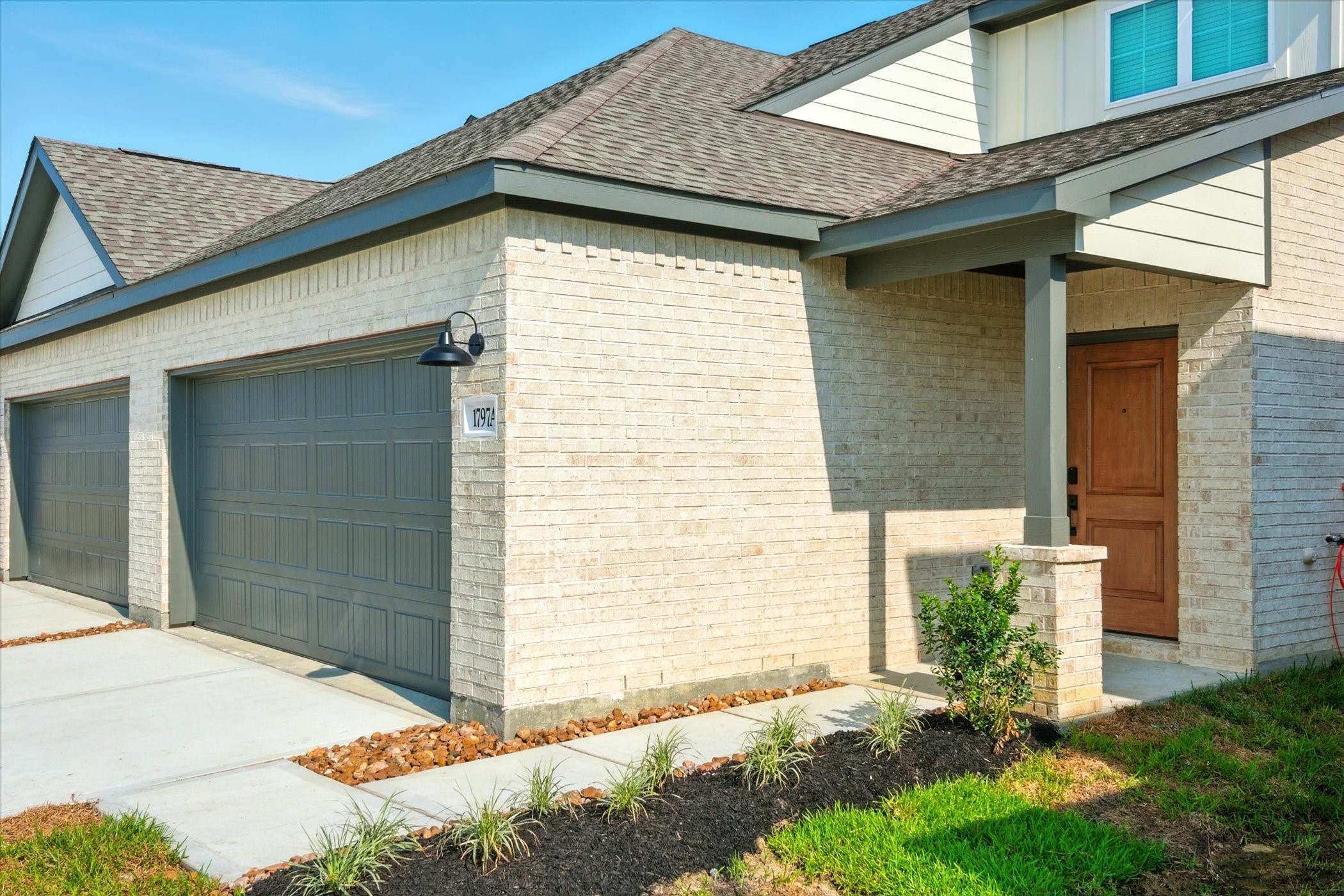 1794 N Peach Creek Drive B Property Photo 6