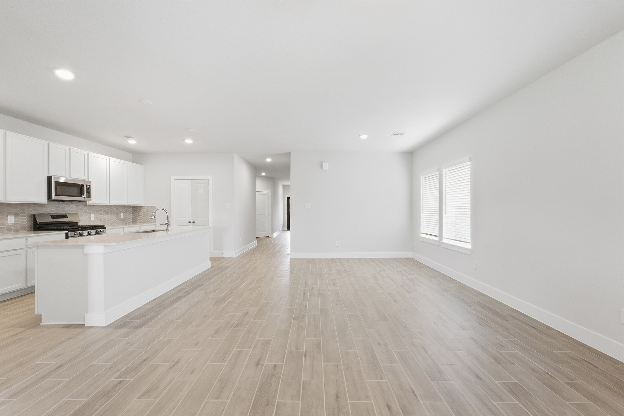 806 Alaska Cedar Drive Property Photo 10