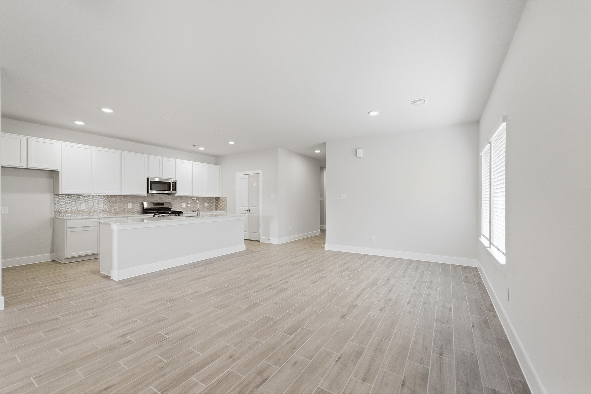 806 Alaska Cedar Drive Property Photo 11