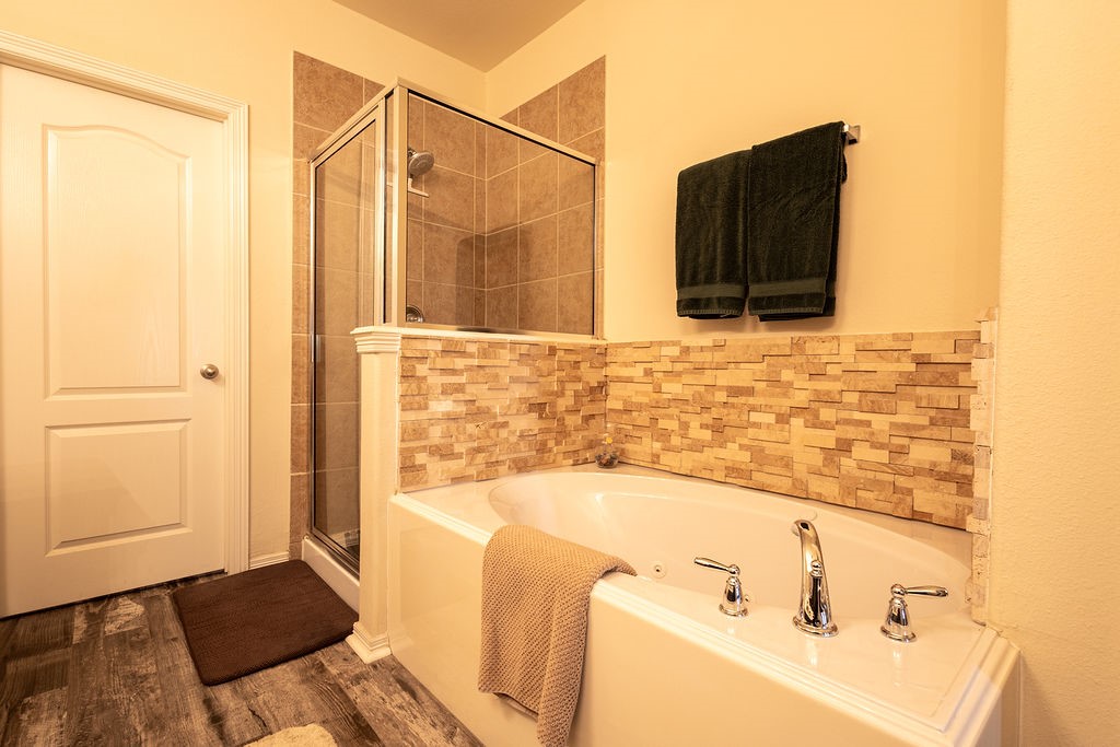 2808 Sand Dune Drive Property Photo 14