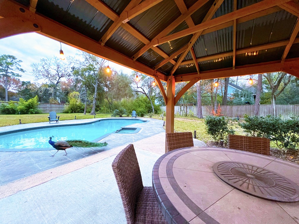 19 Windermere Lane Property Photo 1