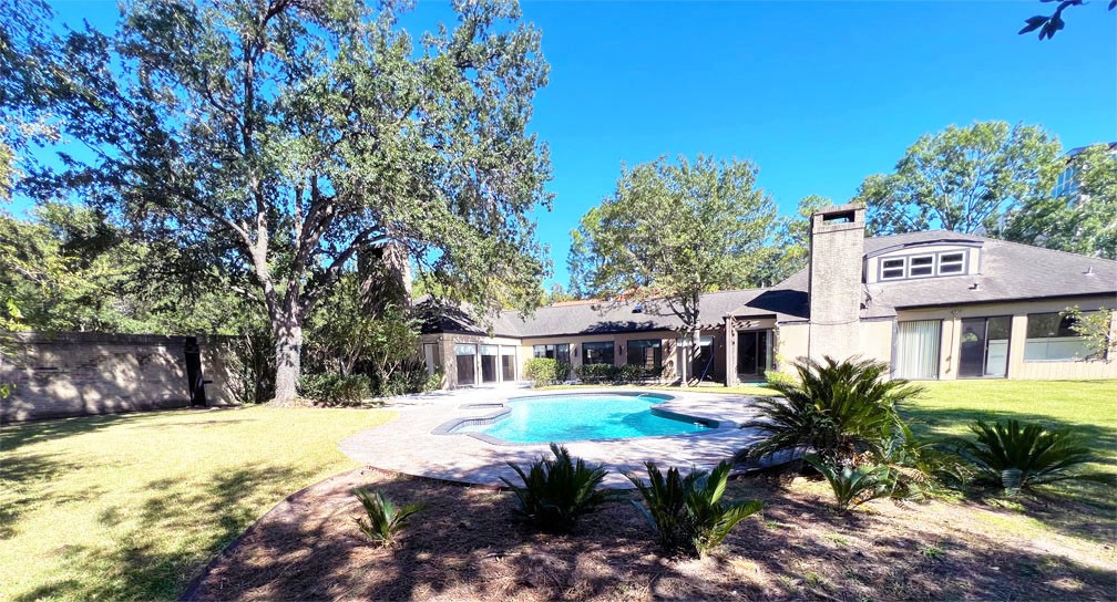 19 Windermere Lane Property Photo 3