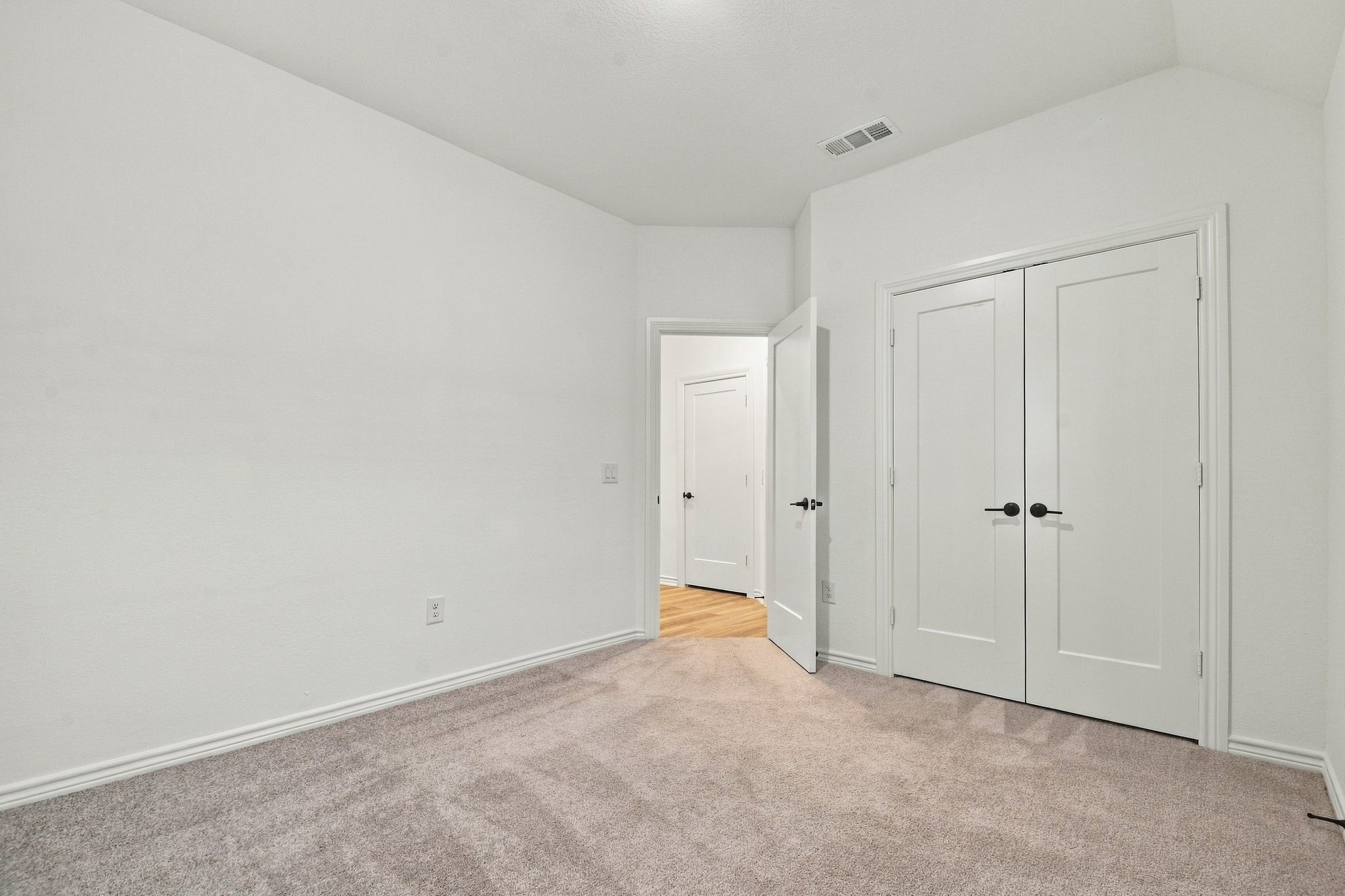 14534 Clementine Hall Drive Property Photo 27