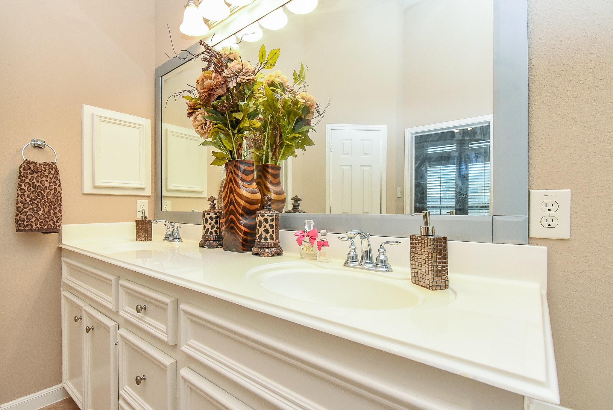 4119 Candle Cove Court Property Photo 19