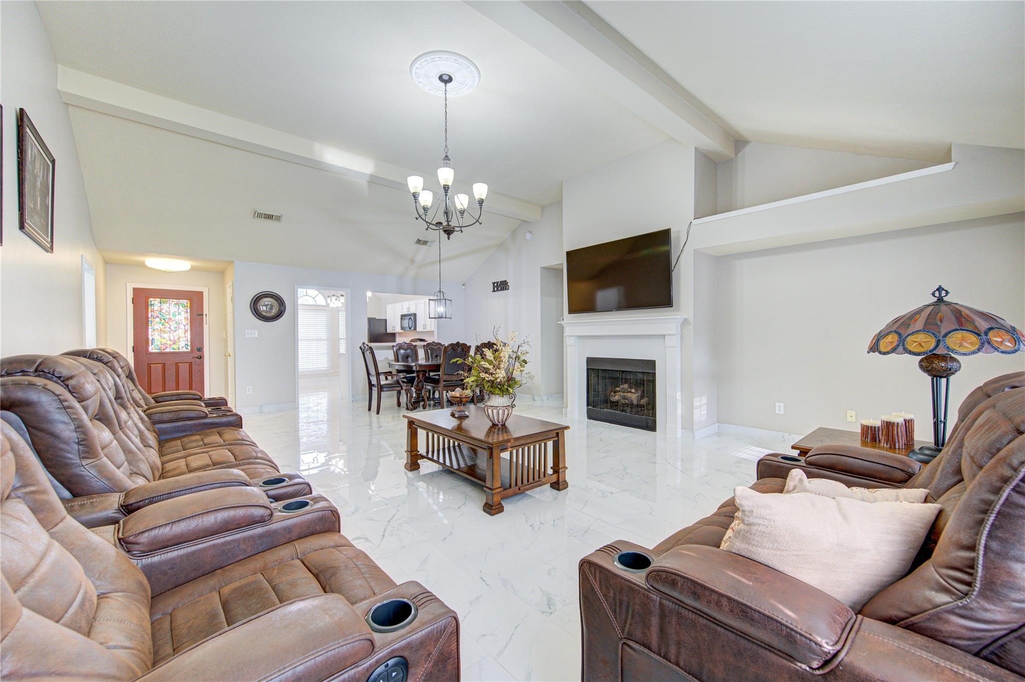 11507 Stone Bridge Drive Property Photo 4
