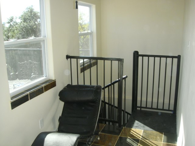 4413 Koehler Unit D Street D Property Photo 6
