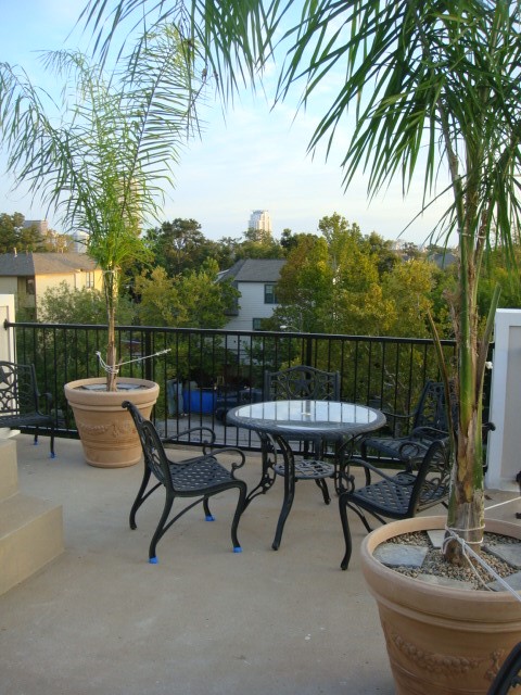4413 Koehler Unit D Street D Property Photo 9