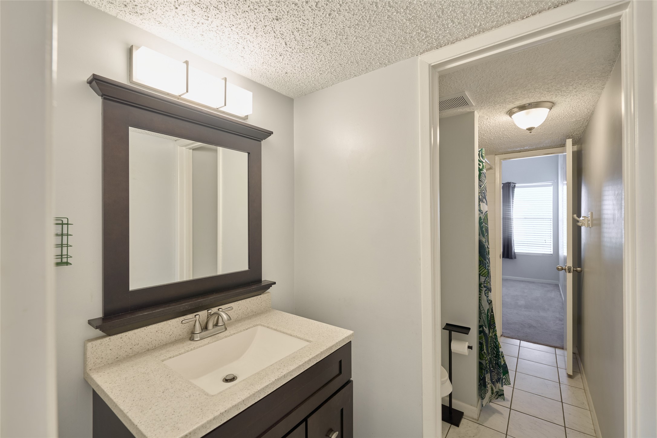12900 Walden Road 622f Property Photo 16