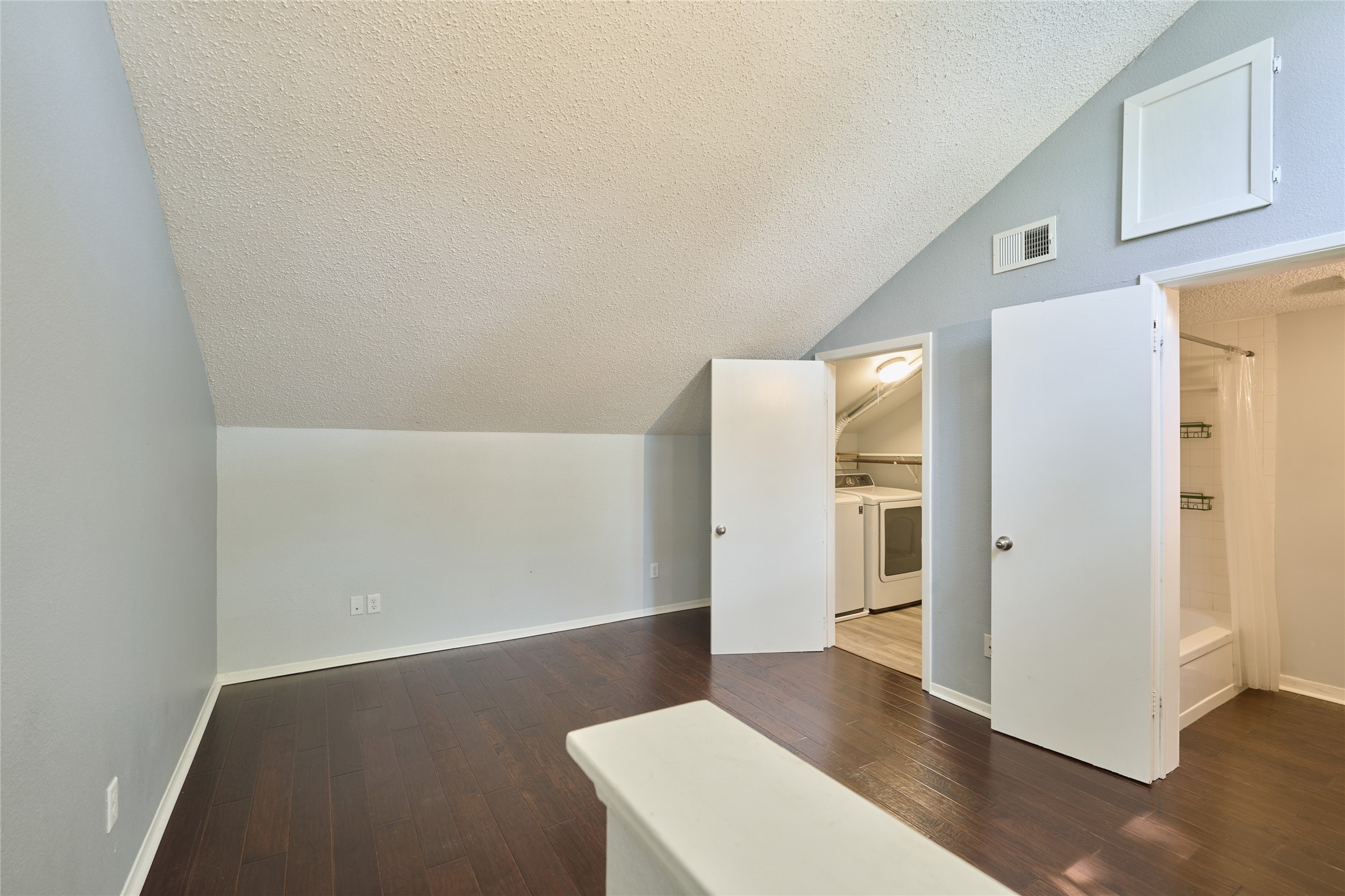 12900 Walden Road 622f Property Photo 18