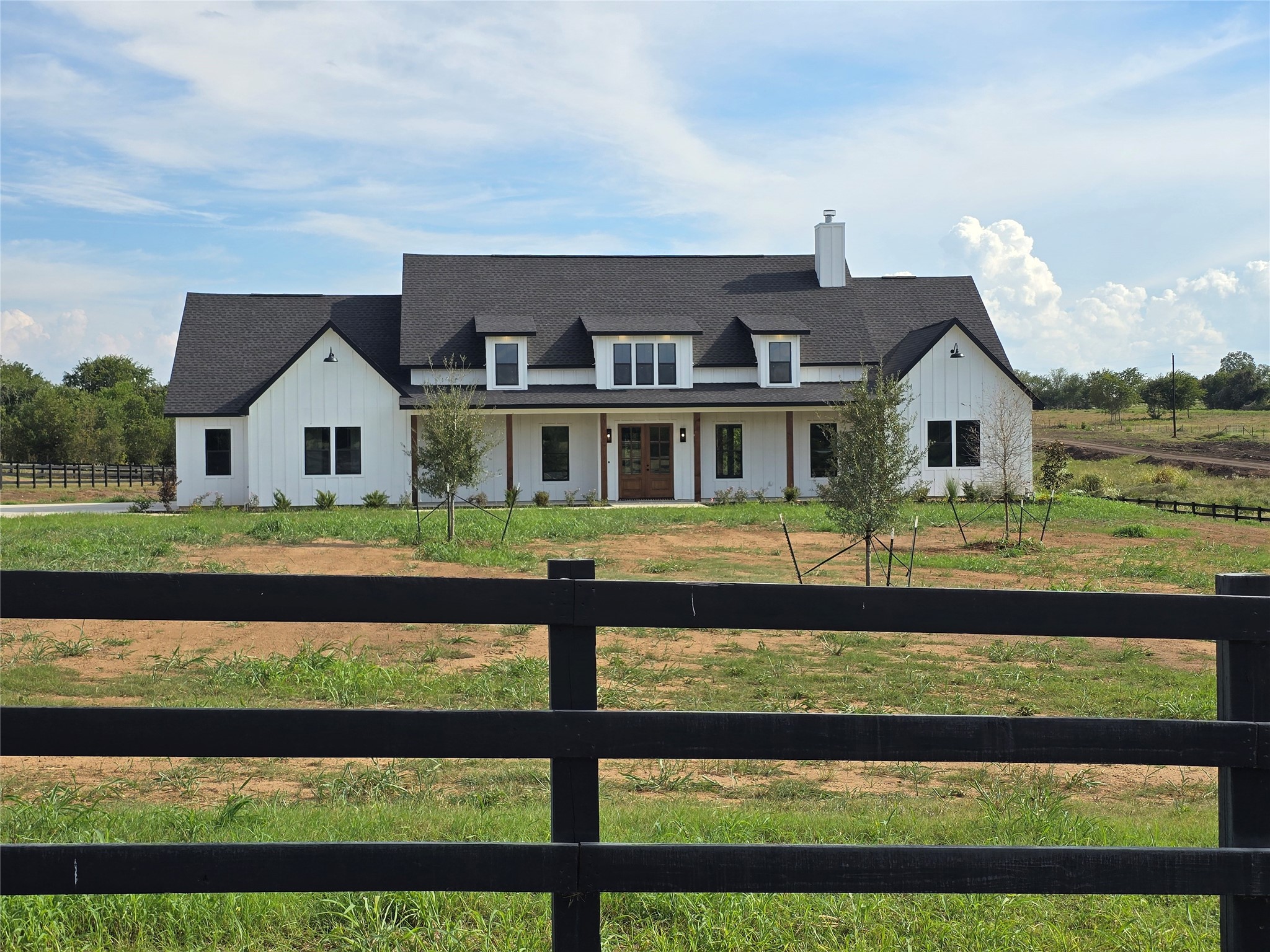 370 Spring Creek Road Property Photo 1