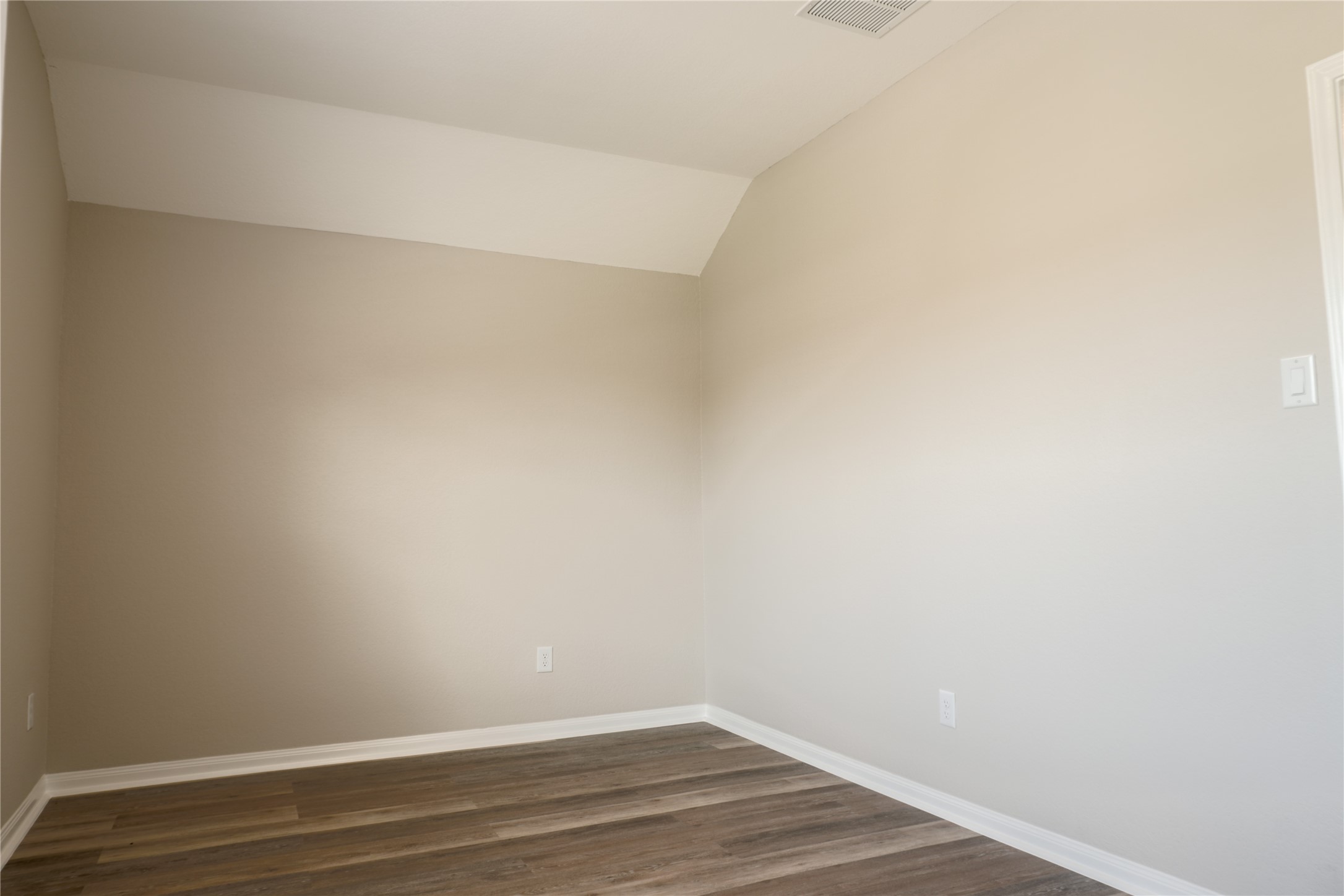 17624 Cedar Crest Drive Property Photo 22
