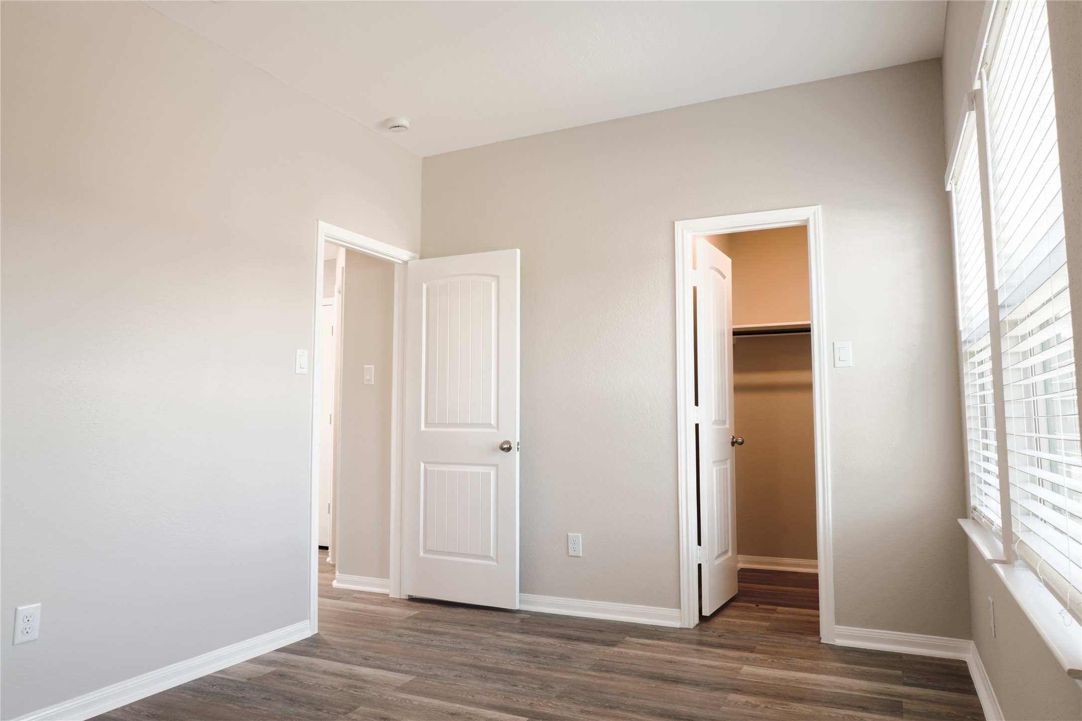17624 Cedar Crest Drive Property Photo 23