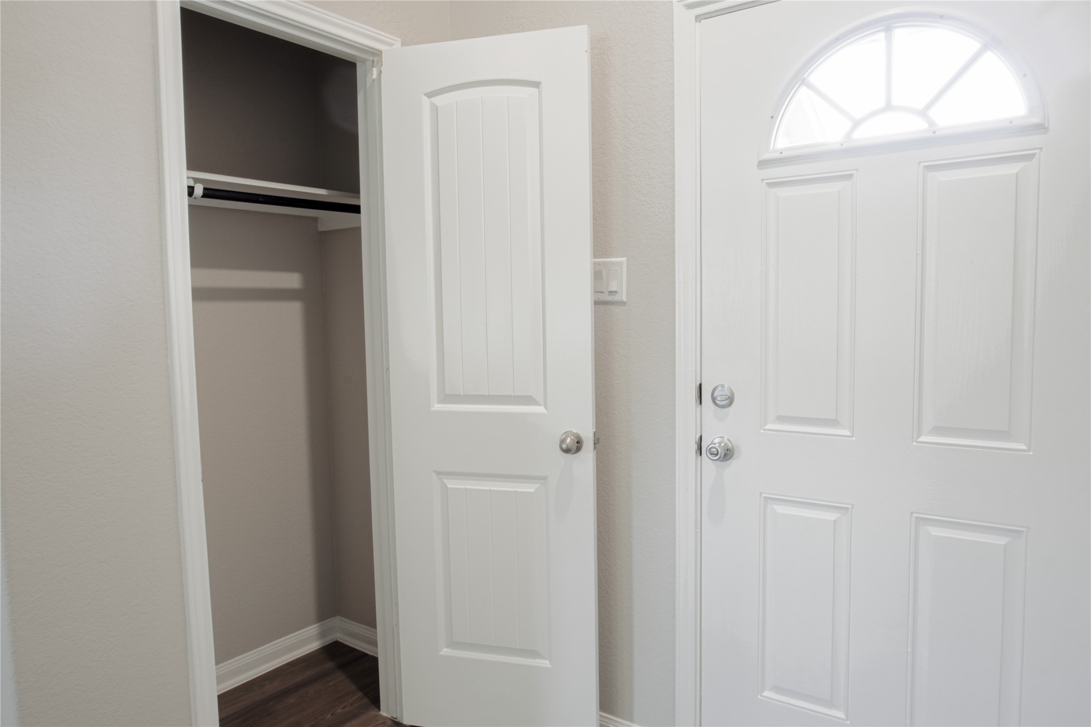 17624 Cedar Crest Drive Property Photo 32