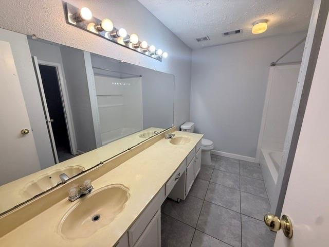 5413 Diane Court Property Photo 7